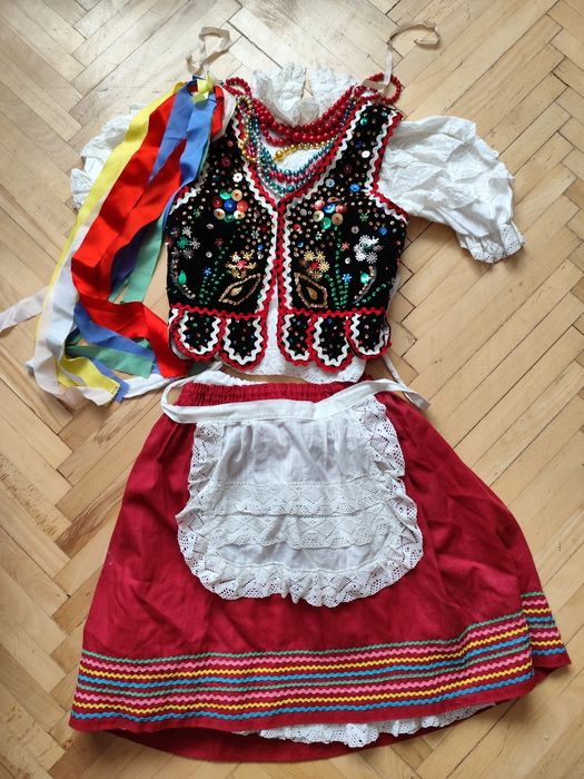 Strój krakowski piękny jeden taki na świecie rozmiar 128