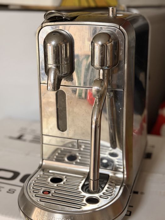 Maq. Café Nespresso