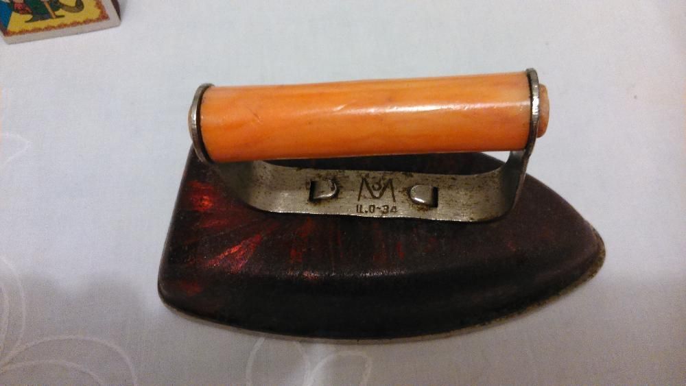 Игрушка  Утюжок.