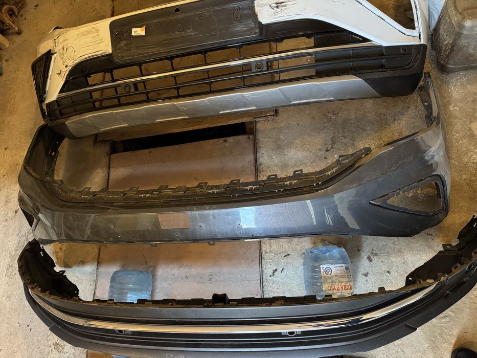 VW Tiguan 2021-2023 бампер /  можна по елементах