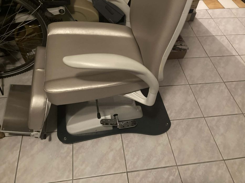 Sprzedam fotel medyczny Euroclinic