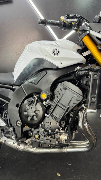 Yamaha FZ8 - Imaculada