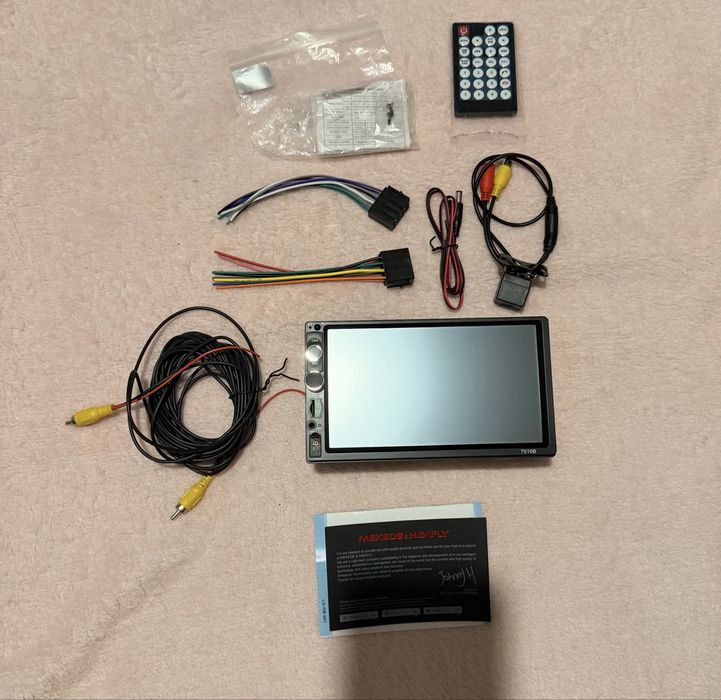 Radio 2DIN  Navifly 7” - c/ camara de marcha atras e comando