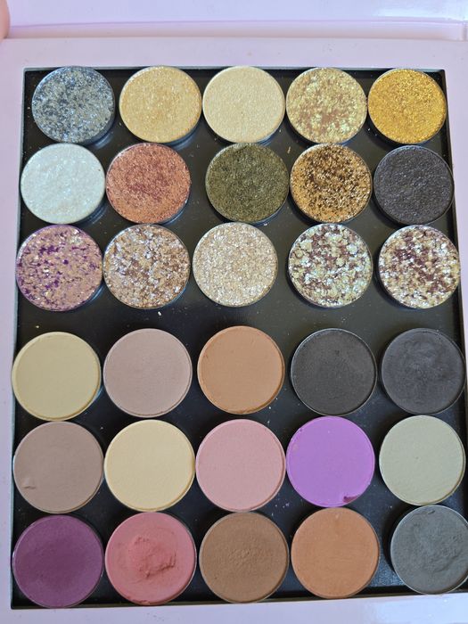 Cienie do powiek glamshop