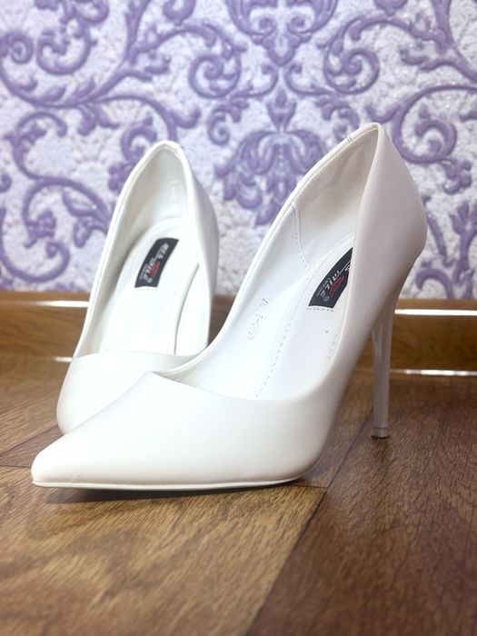 Продам туфлі.