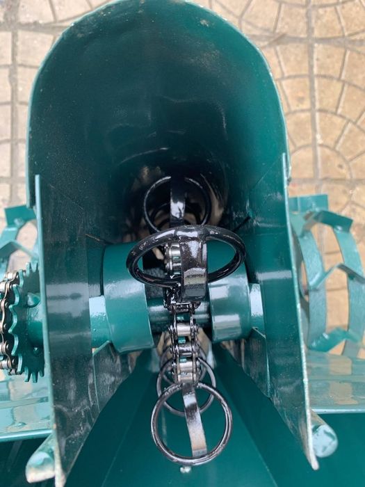 Картофлесажалка для мотоблока