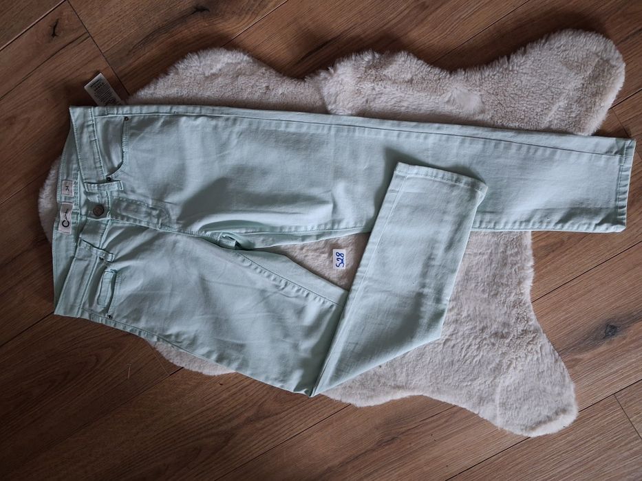 Wiosenne miętowe spodnie jeans rurki slim rozmiar xs. Cubus