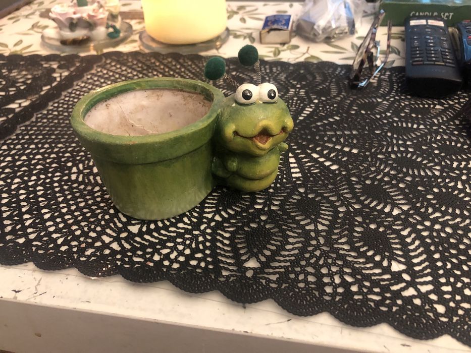 Doniczka mała dekoracyjna