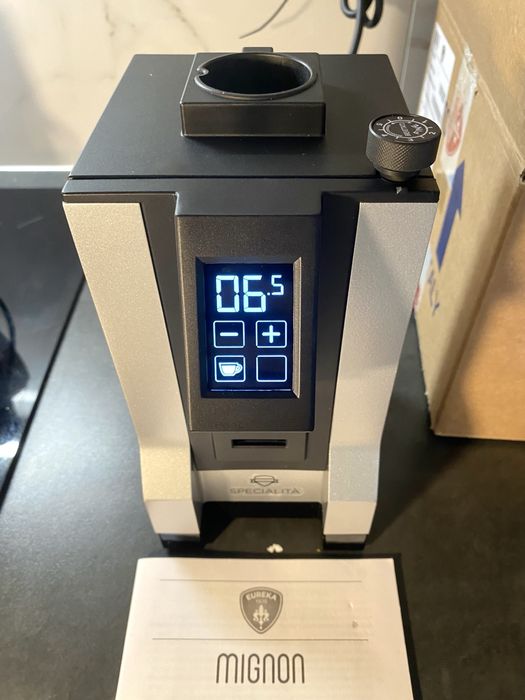 Młynek do kawy Eureka Mignon Specialita