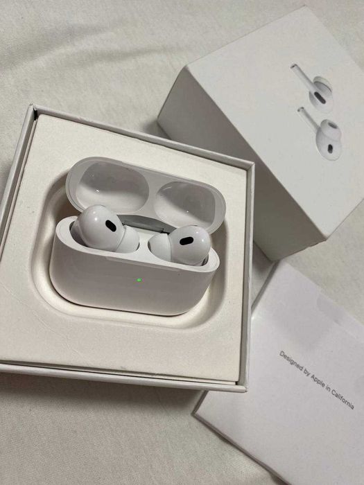 Apple AirPods Pro 2.