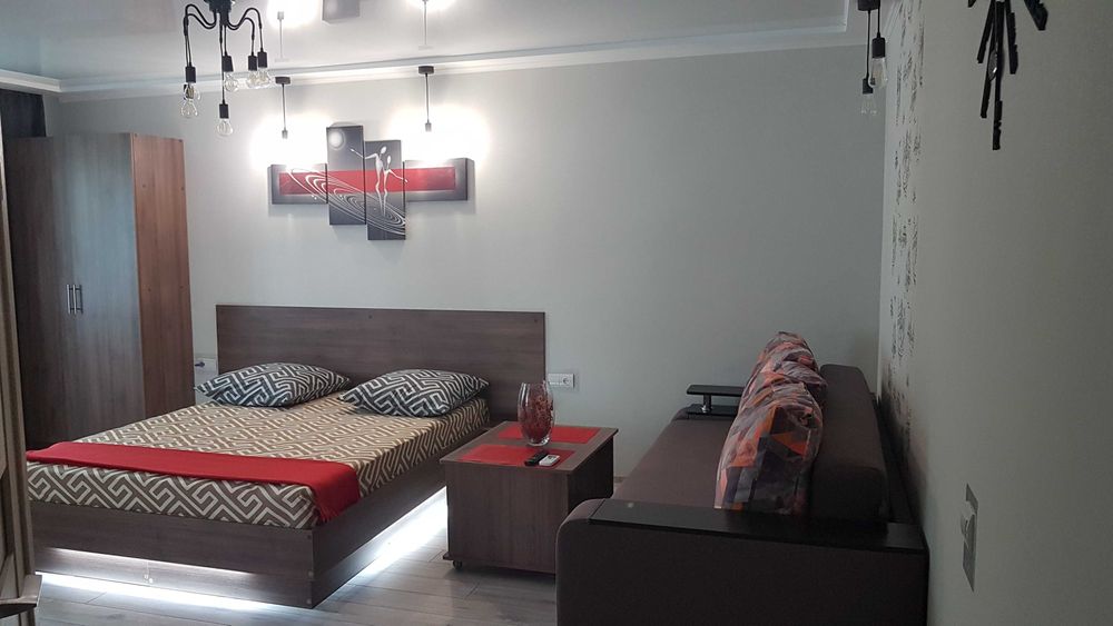 Посуточно, почасово( 2 ч-500 грн, 3ч-550 грн) Артем, 95 КВАРТАЛ