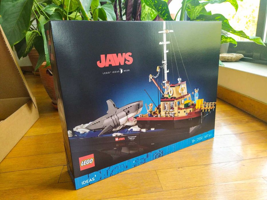 LEGO Ideas 21350 Jaws