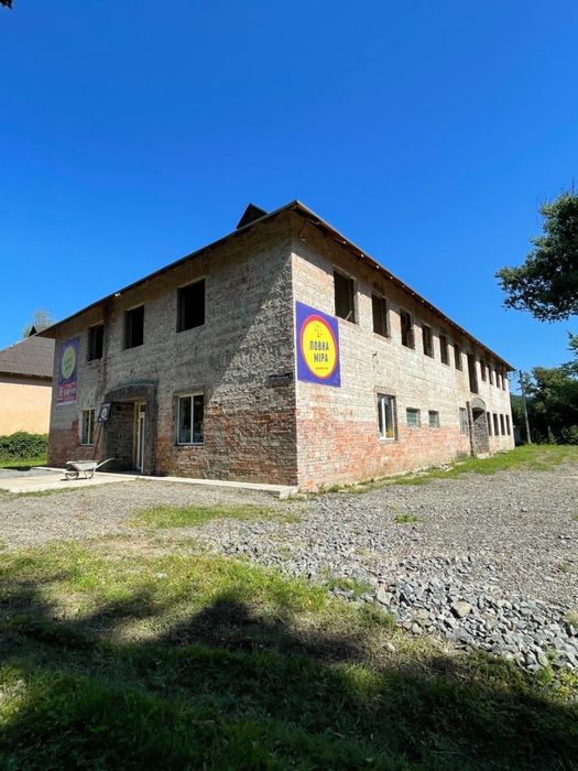 Комерційне приміщення продаж оренда м. Перечин