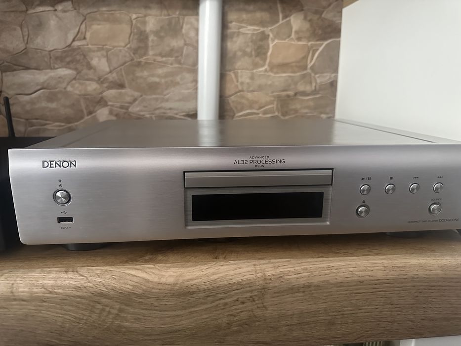 Denon DCD 900NE  odtwarzacz CD  Stan idealny  Karton i  pilot