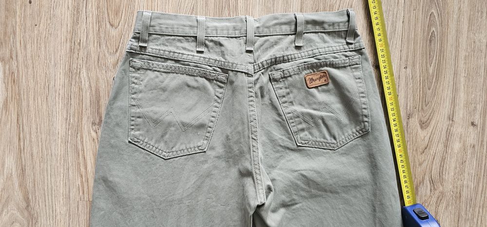 Wrangler spodnie męskie dżinsowe rozmiar W33 L34  używane