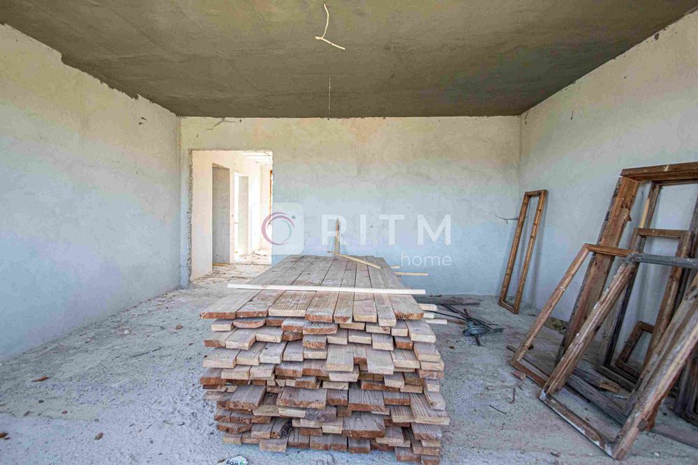 Будинок 200 м2  за вул. Топольна (м. Бережани)