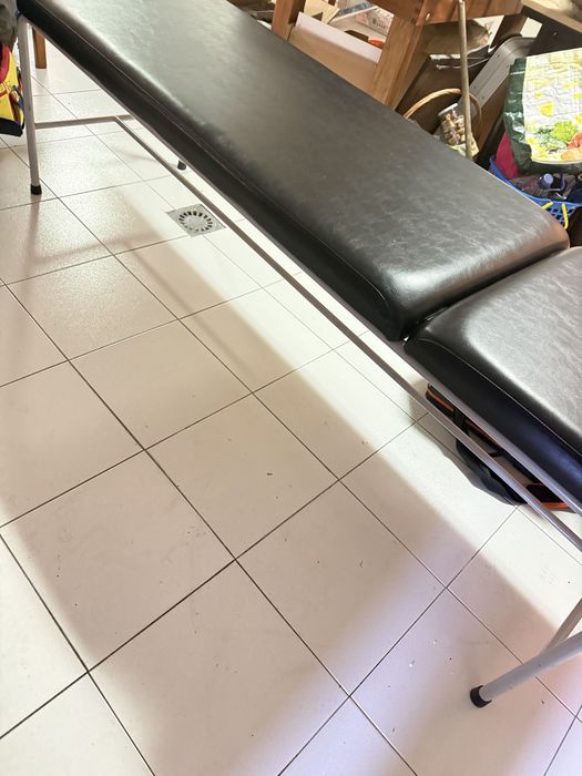 Marquesa cor preta para massagens