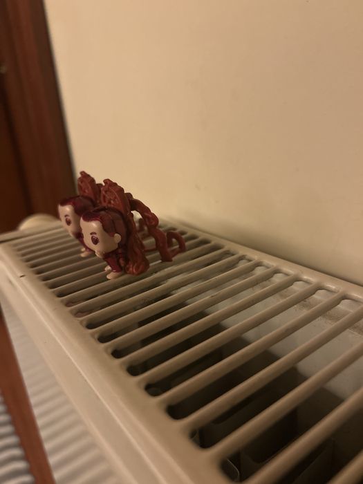 Boneco Eleven upside down  stranger things kinder joy coleção