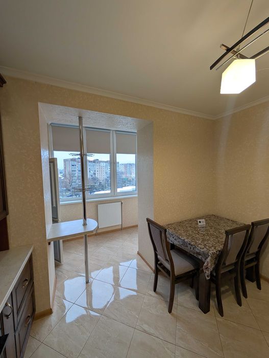 Оренда просторої Трикімнатної квартири біля Veles Mall _RR