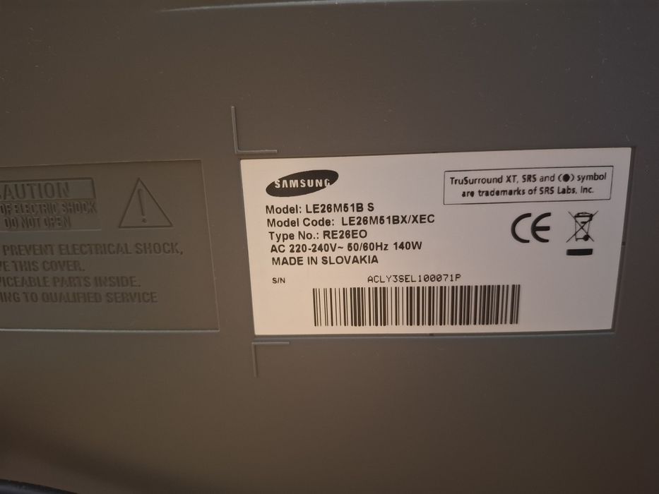 TV Samsung a funcionar, mas sem comando
