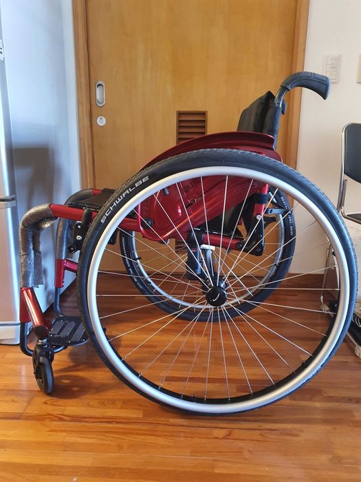 iнвалідний візок активний Quickie Nitrum