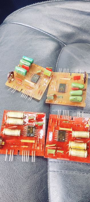 Єлекро плати до магнітофона маяк