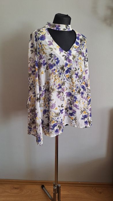 Elegancka bluzka koszula w kwiaty r. 44