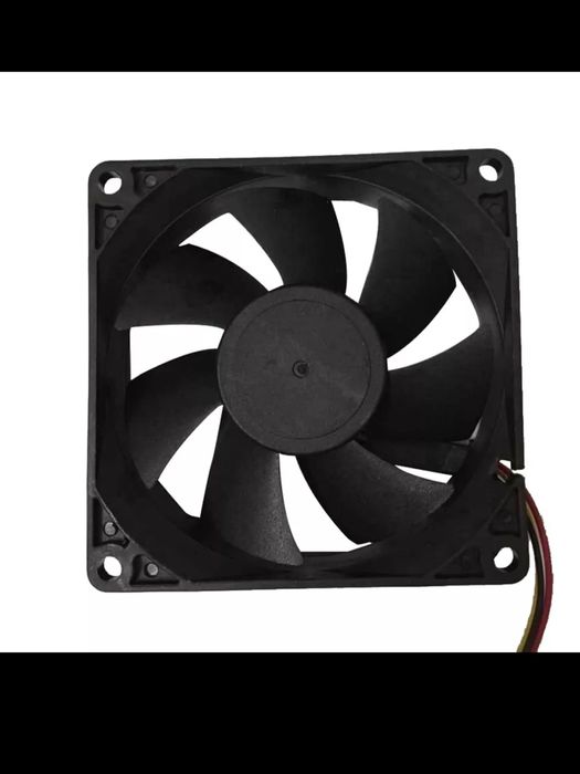 Ventilador 80x80x25mm 12V