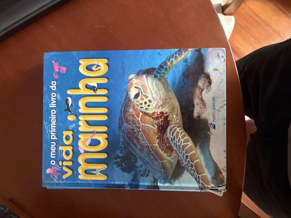 Livros/ enciclopédia para criancas