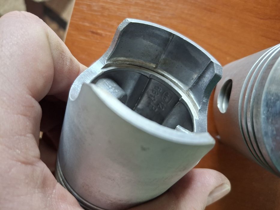 Поршня для мотоцикла ява 638 1р.