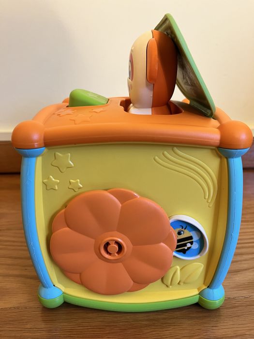 Cubo de Atividades Bebé da Clementoni