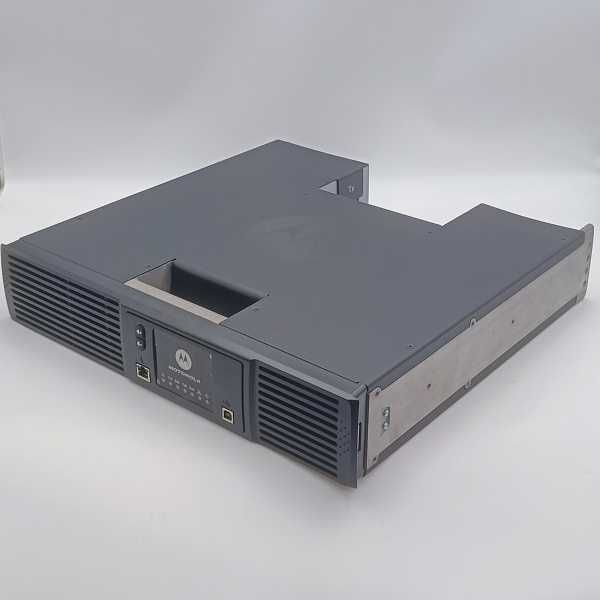 Ретранслятор Motorola SLR8000 VHF 146-174 МГц 100 Вт 64 канали