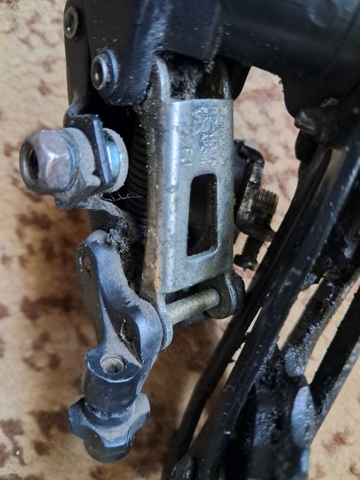 Przerzutnik tylny Shimano Altus