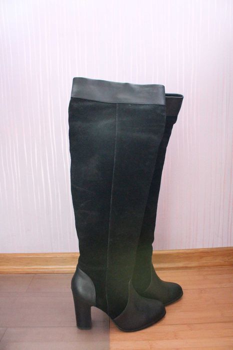 Демисезонные сапоги Bershka