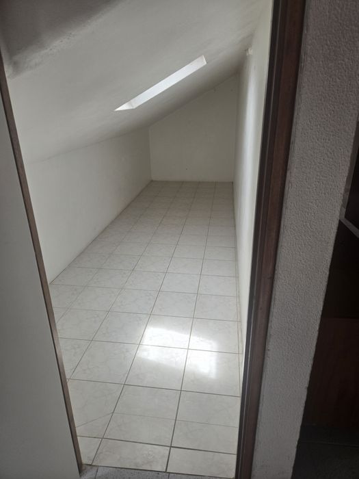 Arrendo T1  mobilado na Marinha Grande