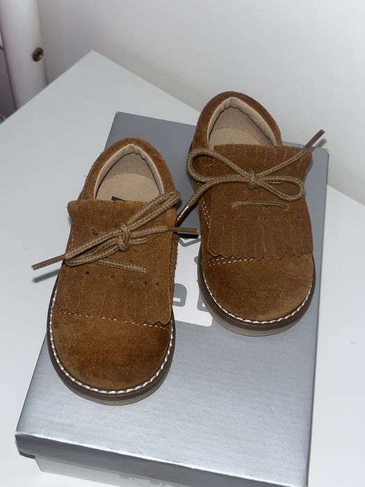 Sapatos de Menina