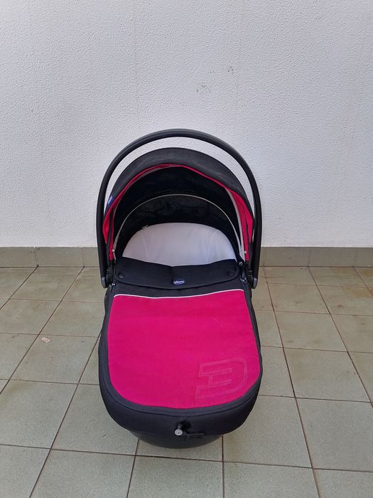 Caminha de bebé Chico