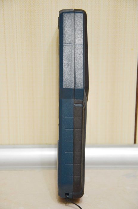 Детектор проводки Bosch GMS 100 M