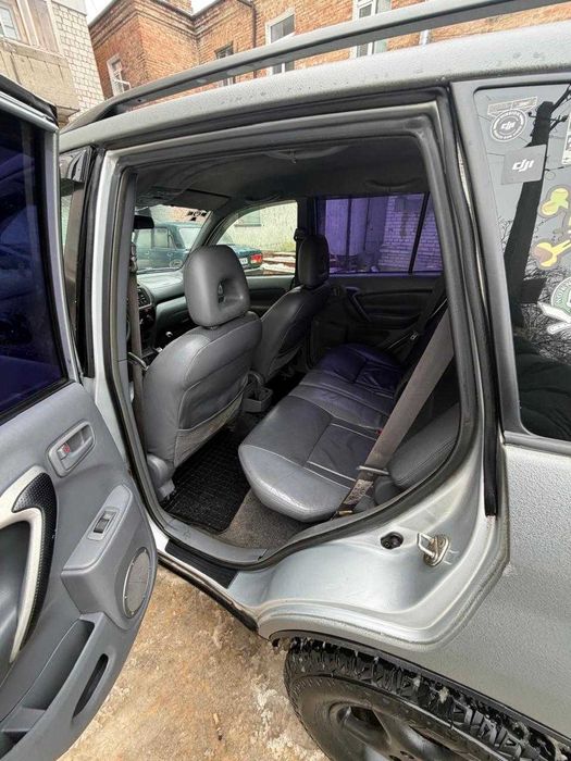 Toyota RAV4 2003 року, Тойота Рав 4, повний привід, Дизель, 2 л