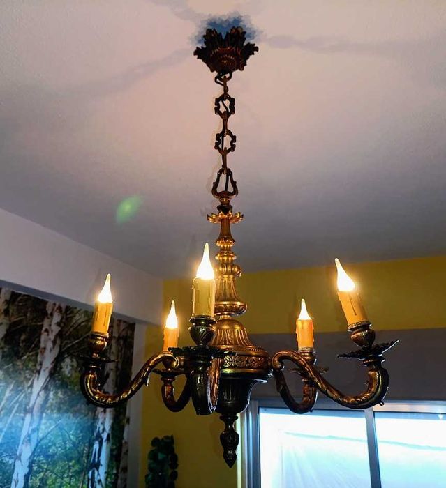 Cadeeiro de teto em latão maciço meados século XX