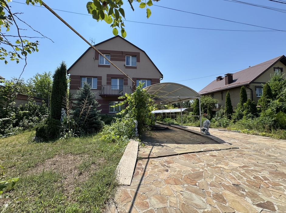 Продаж будинку в елітному комплексі Кришталевий Новоолександрівка