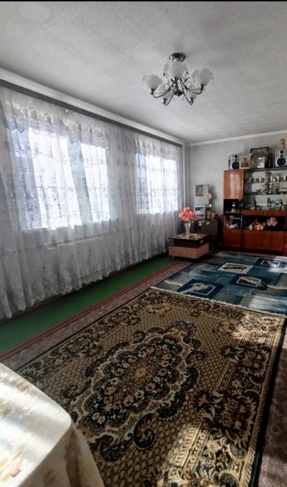 Терміново  продаж Гарної Садиби від господаря    район вул 8  березня
