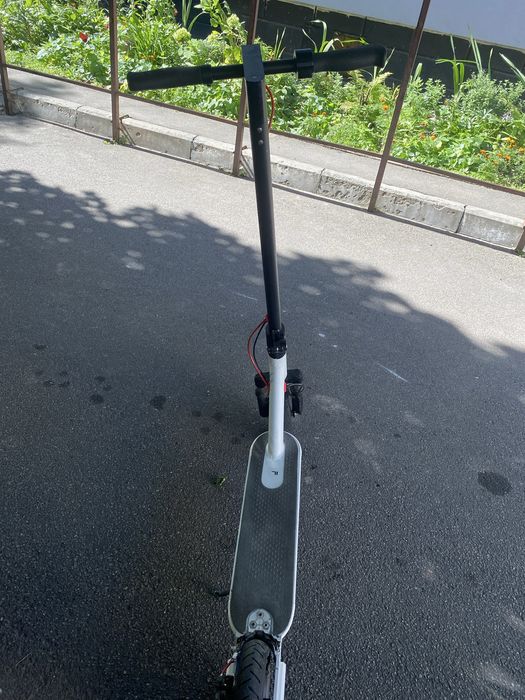 електросамокат MI elektrik