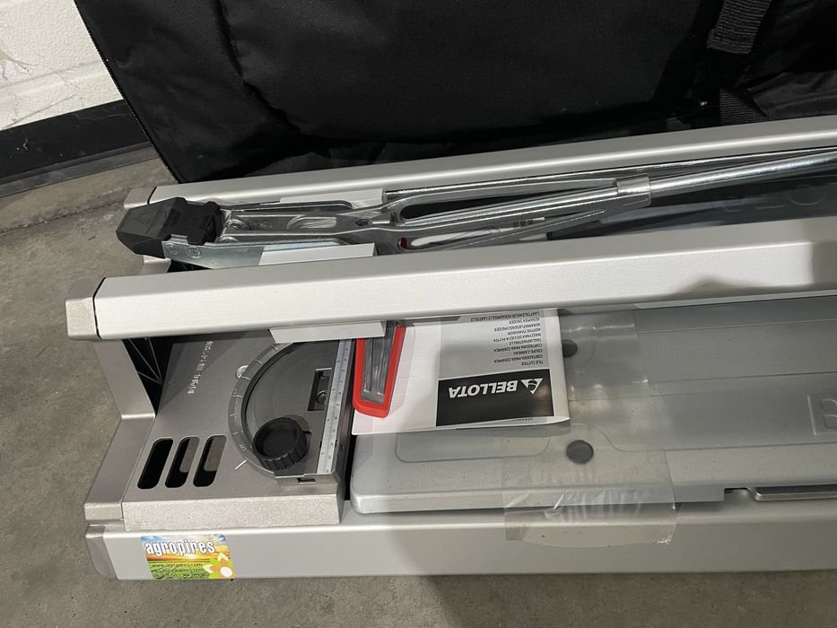 Máquina de cortar cerâmica BELLOTA 1,25 m