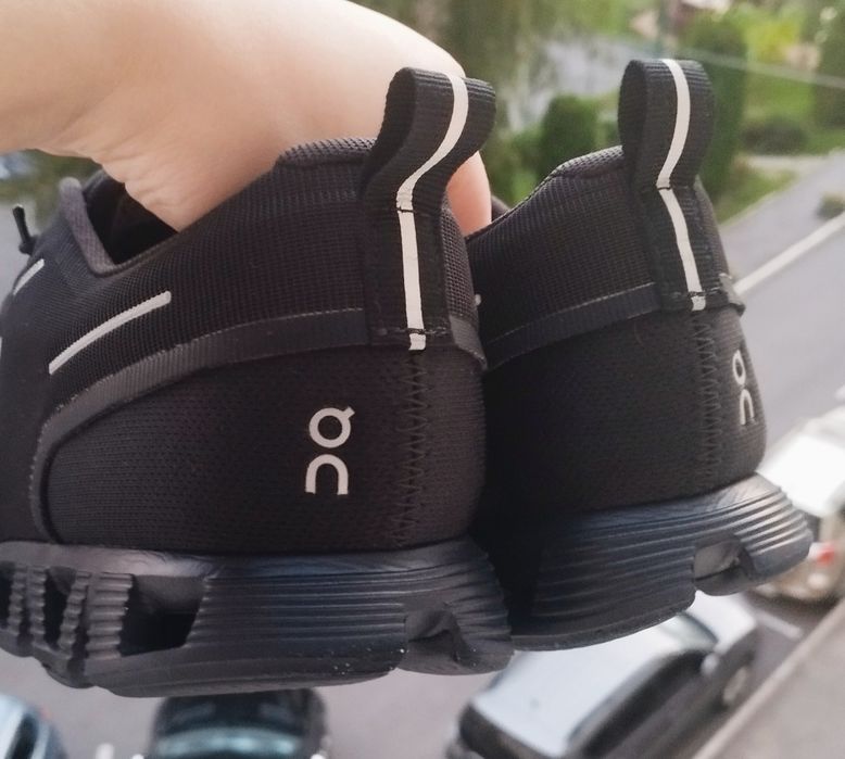 Кросівки трекінгові On Running Cloud 5 Waterproof;