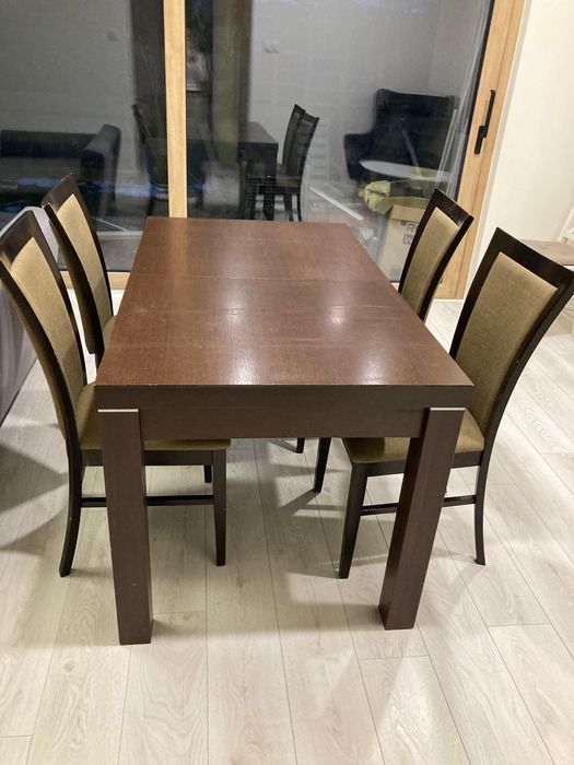 Stół 140 cm x 80 cm a wysokosc 77cm rozkladany