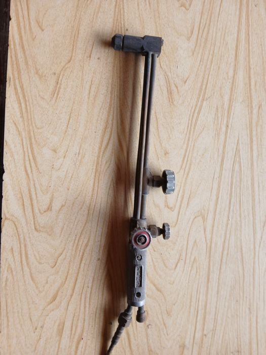 Продам трёхтрубный газовый резак