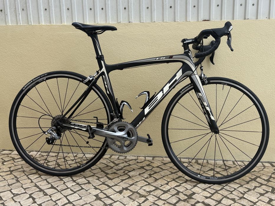 Bicicleta de estrada em carbono BH RC1 + Gps Garmin