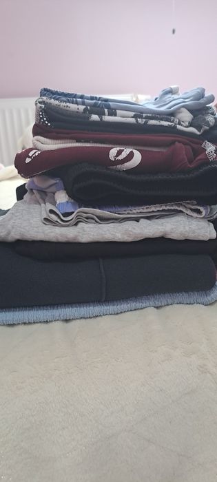 Paczka ciuchów rozmiar 152