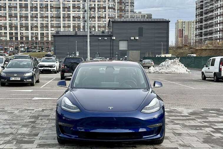 Tesla Model 3 2018